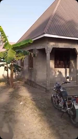 Nyumba ya vyumba vitatu inauzwa Kibaha Mwendapole, Pwani (400 sqm) Nyumba ya vyumba vitatu inauzwa Kibaha Mwendapole, Pwani (400 sqm)
