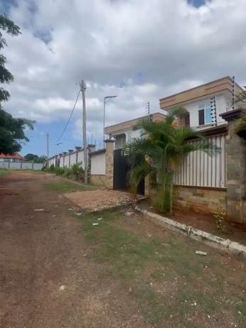 3 Bedrooms House for Rent in Tegeta Wazo, Dar Es Salaam