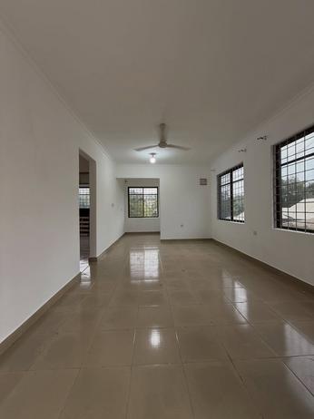 Apartment ya vyumba viwili inapangishwa Makongo CCM, Dar Es Salaam Apartment ya vyumba viwili inapangishwa Makongo CCM, Dar Es Salaam