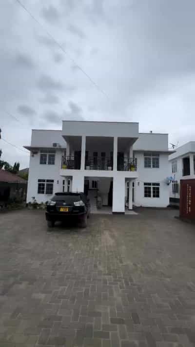 3 Bedrooms Apartment for Rent in Mbezi Beach, Dar Es Salaam