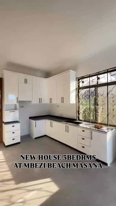Nyumba ya vyumba vinne inapangishwa Mbezi Beach – Masana, Dar Es Salaam