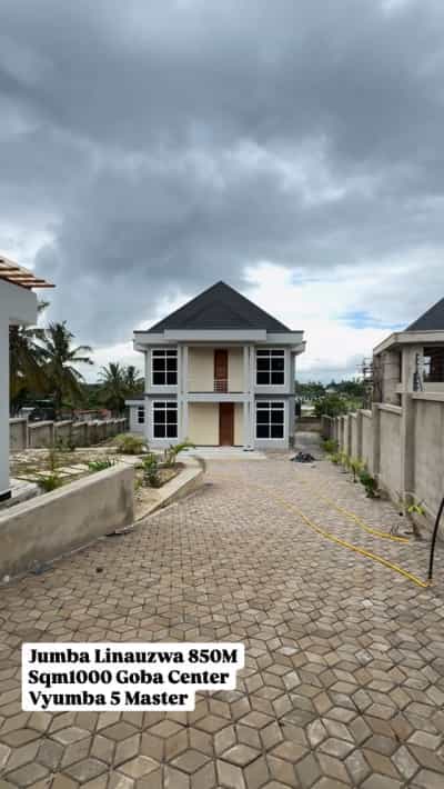 Nyumba ya vyumba vinne inauzwa Goba Center, Dar Es Salaam (1000 sqm)