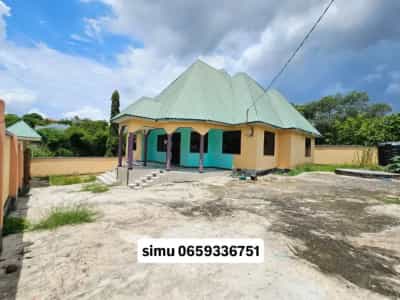 Nyumba/Apartment ya vyumba vinne inapangishwa Mbezi, Dar Es Salaam Nyumba/Apartment ya vyumba vinne inapangishwa Mbezi, Dar Es Salaam
