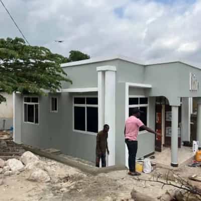 Nyumba ya vyumba vinne inauzwa Kibaha Kwa Mathiasi, Pwani (400 sqm)