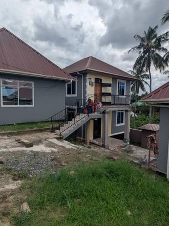 Apartment inauzwa Mbezi Msuguri, Dar Es Salaam (700 sqm)