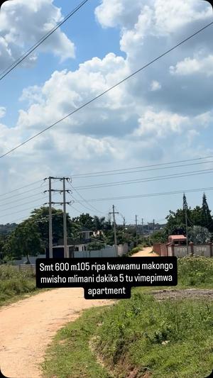 Kiwanja kinauzwa Makongo Mwisho, Dar Es Salaam sqm 600