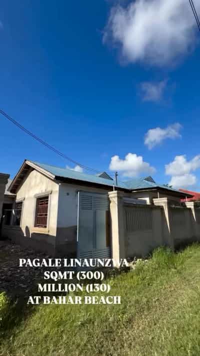 Nyumba ya vyumba vitatu inauzwa BAHARI BEACH, Dar Es Salaam (300 sqm) Nyumba ya vyumba vitatu inauzwa BAHARI BEACH, Dar Es Salaam (300 sqm)
