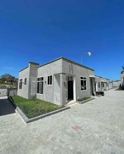 Apartment ya vyumba viwili inapangishwa Goba (St Joseph), Dar Es Salaam