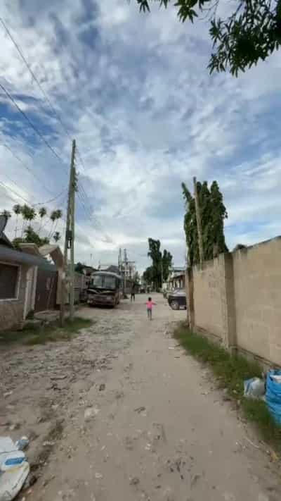 Kiwanja kinauzwa Makumbusho, Dar Es Salaam (300 sqm)