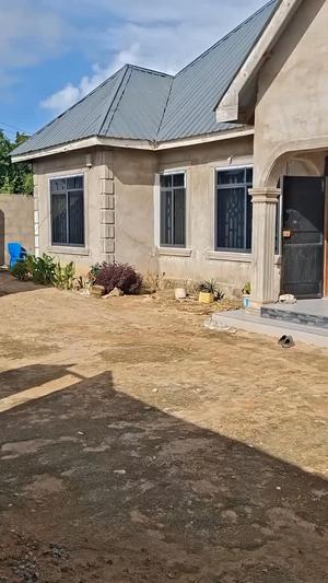 Nyumba ya vyumba vinne inauzwa Goba Kulangwa, Dar Es Salaam (432 sqm)
