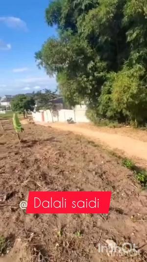 Kiwanja kinauzwa Kinyerezi Mwanzo, Dar Es Salaam (400 sqm)