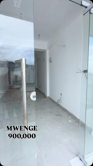 Frame ya Biashara inapangishwa Mwenge, Dar Es Salaam Frame ya Biashara inapangishwa Mwenge, Dar Es Salaam
