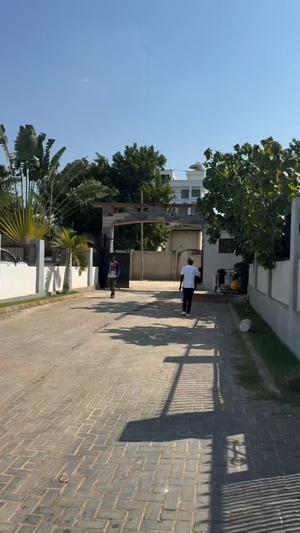 Villa ya vyumba vinne inauzwa Mbezi Beach, Dar Es Salaam Villa ya vyumba vinne inauzwa Mbezi Beach, Dar Es Salaam