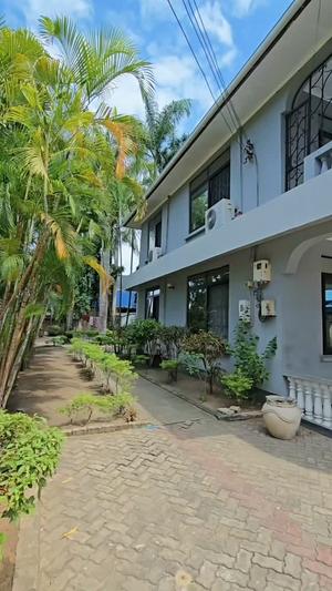 5 Bedrooms House for Sale in Mbezi Beach Africana, Dar Es Salaam (835 sqm) 5 Bedrooms House for Sale in Mbezi Beach Africana, Dar Es Salaam (835 sqm)