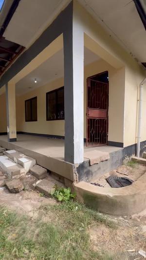 Nyumba ya vyumba viwili inapangishwa Salasala Kinzudi, Dar Es Salaam Nyumba ya vyumba viwili inapangishwa Salasala Kinzudi, Dar Es Salaam