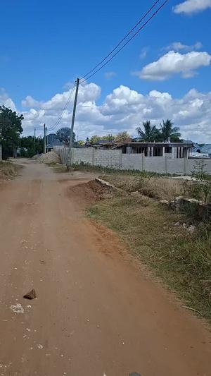 Kiwanja kinauzwa Madale, Dar Es Salaam (1200 sqm) Kiwanja kinauzwa Madale, Dar Es Salaam (1200 sqm)