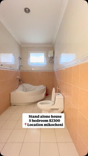 Nyumba (Furnished) ya vyumba vitano inapangishwa Mikocheni, Dar Es Salaam