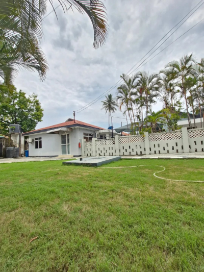 Nyumba/Apartment ya vyumba vinne inapangishwa Mikocheni, Dar Es Salaam