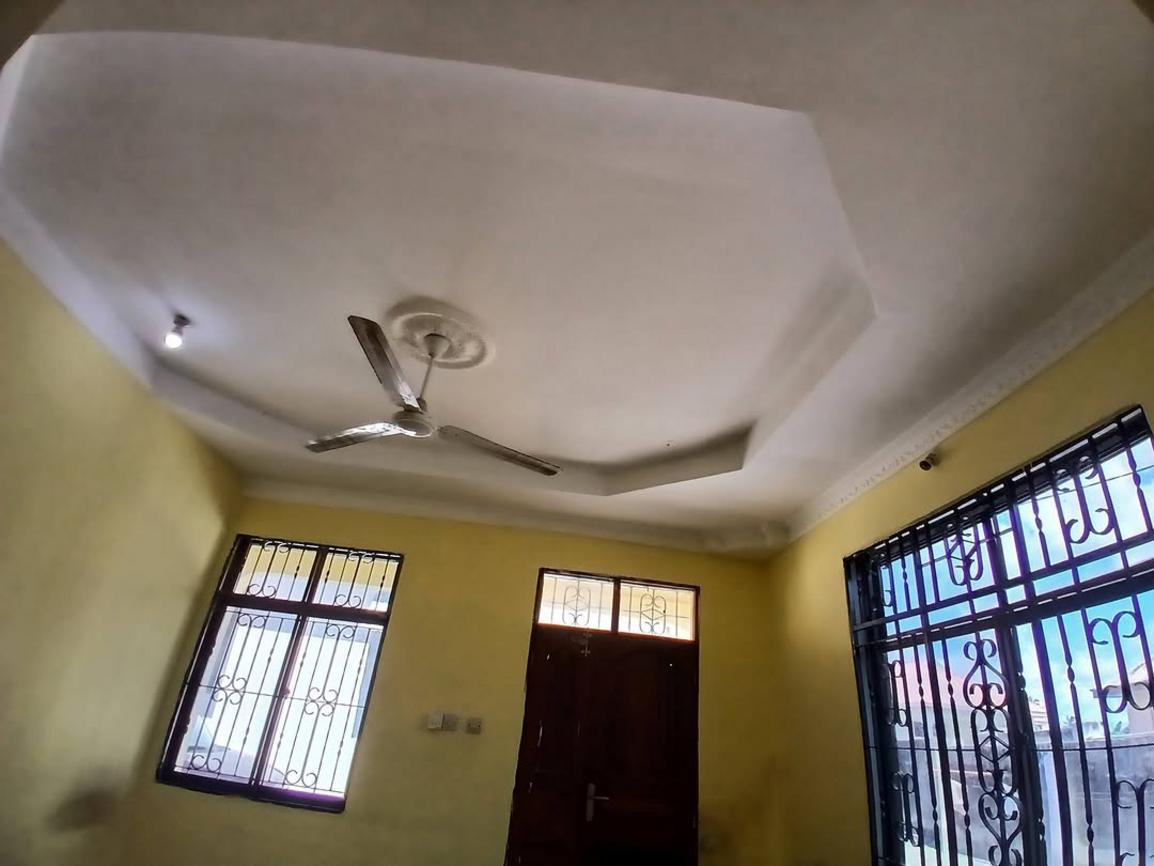 media -3