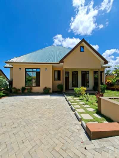 Nyumba/Apartment ya vyumba viwili inapangishwa Goba, Dar Es Salaam