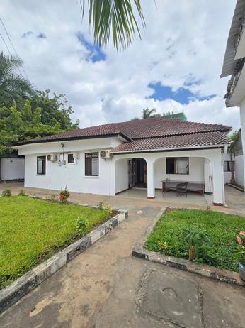 Nyumba ya vyumba vinne inapangishwa Masaki, Dar Es Salaam Nyumba ya vyumba vinne inapangishwa Masaki, Dar Es Salaam