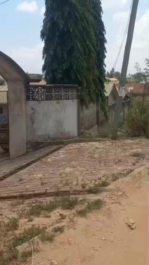 Kiwanja kinauzwa Kimara Temboni, Dar Es Salaam sqm 1500