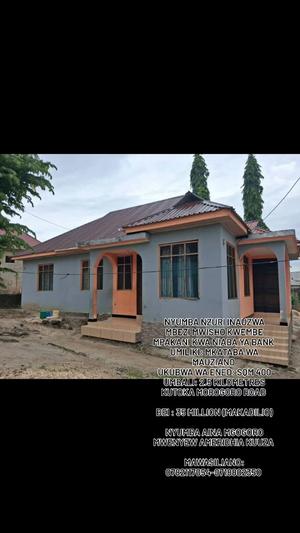 Nyumba ya vyumba vitatu inauzwa Mbezi Mwisho Kwembe, Dar Es Salaam (400 sqm) Nyumba ya vyumba vitatu inauzwa Mbezi Mwisho Kwembe, Dar Es Salaam (400 sqm)