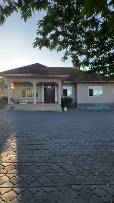 Nyumba ya vyumba vitano inapangishwa Salasala (Marobo), Dar Es Salaam Nyumba ya vyumba vitano inapangishwa Salasala (Marobo), Dar Es Salaam