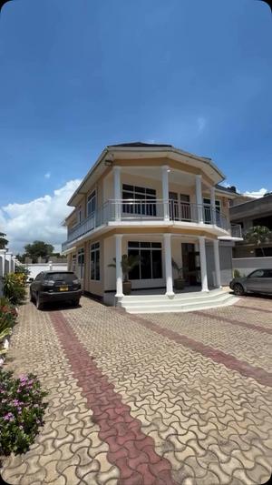 4 Bedrooms House for Rent in Tegeta, Dar Es Salaam 4 Bedrooms House for Rent in Tegeta, Dar Es Salaam