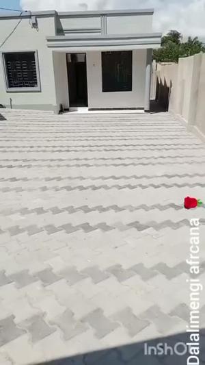 Nyumba ya vyumba viwili inapangishwa Mbezi Beach Wazo Motana, Dar Es Salaam Nyumba ya vyumba viwili inapangishwa Mbezi Beach Wazo Motana, Dar Es Salaam