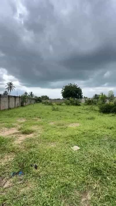 Kiwanja kinauzwa Mbweni Kilima Hewa, Dar Es Salaam (1300 sqm) Kiwanja kinauzwa Mbweni Kilima Hewa, Dar Es Salaam (1300 sqm)