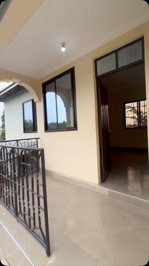 Apartment ya vyumba viwili inapangishwa Mbezi Beach Masana Uyoga, Dar Es Salaam Apartment ya vyumba viwili inapangishwa Mbezi Beach Masana Uyoga, Dar Es Salaam