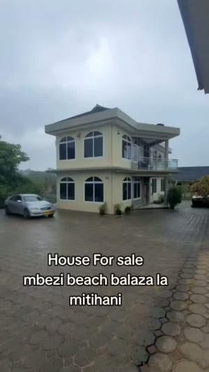 5 Bedrooms House for Sale in Mbezi Beach, Dar Es Salaam (1154 sqm)