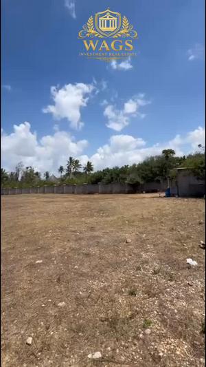 Beach Plot for Sale in Bahari Beach, Dar Es Salaam (8000 sqm) Beach Plot for Sale in Bahari Beach, Dar Es Salaam (8000 sqm)