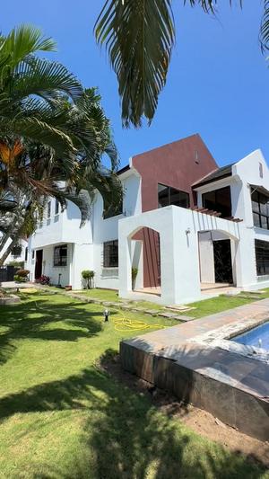 5 Bedrooms Villa for Sale in Mbezi Beach, Dar Es Salaam (1300 sqm) 5 Bedrooms Villa for Sale in Mbezi Beach, Dar Es Salaam (1300 sqm)