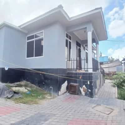 Nyumba ya vyumba viwili inapangishwa Temboni, Dar Es Salaam