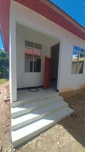 Apartment ya chumba kimoja inapangishwa Kimara Korogwe, Dar Es Salaam Apartment ya chumba kimoja inapangishwa Kimara Korogwe, Dar Es Salaam