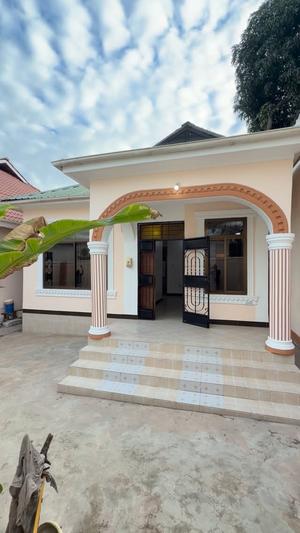 Nyumba/Apartment ya vyumba viwili inapangishwa Mbezi Beach Masana, Dar Es Salaam Nyumba/Apartment ya vyumba viwili inapangishwa Mbezi Beach Masana, Dar Es Salaam