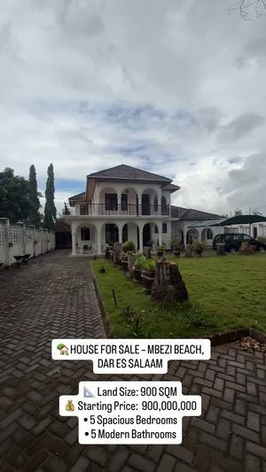 Nyumba ya vyumba vitano inauzwa Mbezi Beach, Dar Es Salaam (900 sqm)