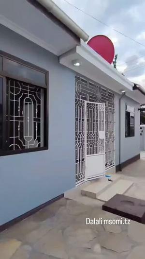 Nyumba ya vyumba vitatu inapangishwa Kijitonyama, Dar Es Salaam Nyumba ya vyumba vitatu inapangishwa Kijitonyama, Dar Es Salaam