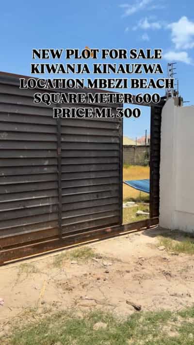Kiwanja kinauzwa Mbezi Beach, Dar Es Salaam (600 sqm) Kiwanja kinauzwa Mbezi Beach, Dar Es Salaam (600 sqm)