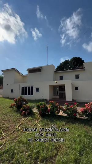 3 Bedrooms House for Rent in Mbezi Beach, Dar Es Salaam 3 Bedrooms House for Rent in Mbezi Beach, Dar Es Salaam