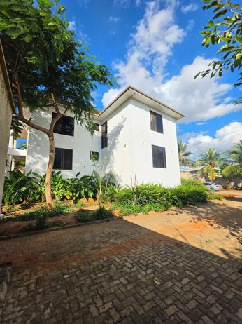 Nyumba ya vyumba vinne inauzwa Madale Mivumoni, Dar Es Salaam (1600 sqm)