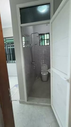 Apartment ya chumba kimoja inapangishwa Kijitonyama, Dar Es Salaam Apartment ya chumba kimoja inapangishwa Kijitonyama, Dar Es Salaam