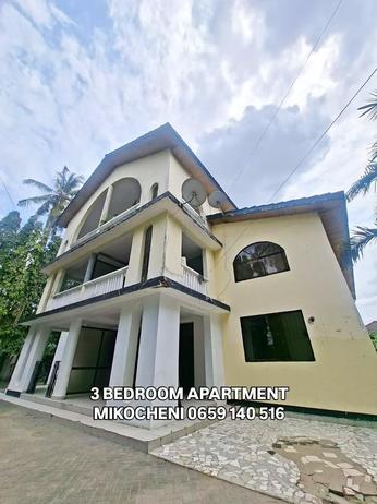 Apartment ya vyumba vitatu inapangishwa Mikocheni, Dar Es Salaam Apartment ya vyumba vitatu inapangishwa Mikocheni, Dar Es Salaam