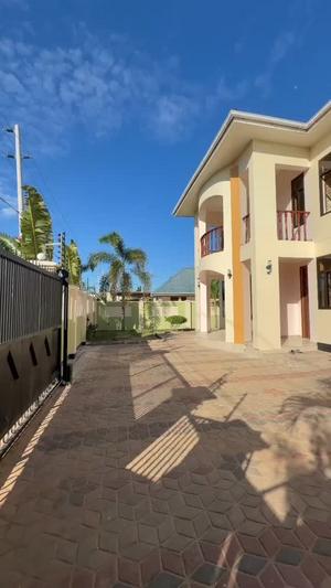 Nyumba ya vyumba 6 inapangishwa Bahari Beach, Dar Es Salaam Nyumba ya vyumba 6 inapangishwa Bahari Beach, Dar Es Salaam