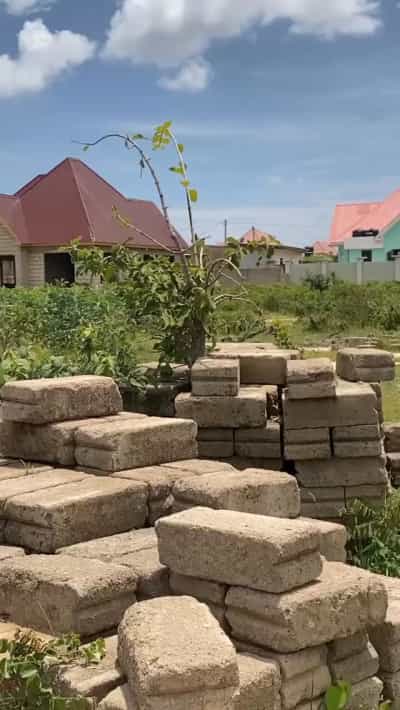 Kiwanja kinauzwa Miganga, Singida