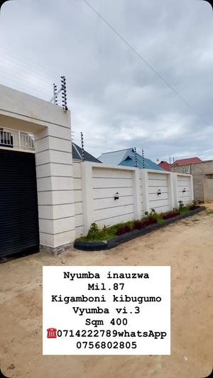 Nyumba ya vyumba vitatu inauzwa Kibada, Dar Es Salaam (400 sqm)