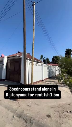 3 Bedrooms House for Rent in Kijitonyama, Dar Es Salaam 3 Bedrooms House for Rent in Kijitonyama, Dar Es Salaam