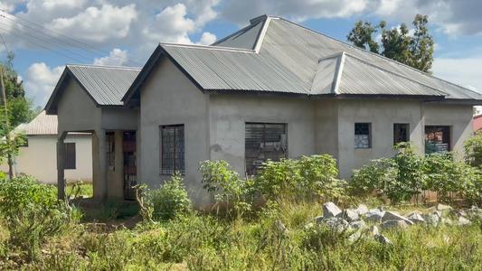 3 Bedrooms House for Sale in Kishiri (600 sqm) 3 Bedrooms House for Sale in Kishiri (600 sqm)